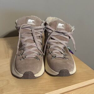 Sorel Women's Brown Winter Boots